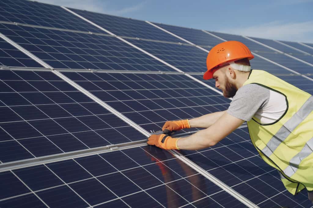 φωτοβολταϊκά - εξοικονόμηση ενέργειας - επιδοτούμενα προγράμματα - επιδοτήσεις